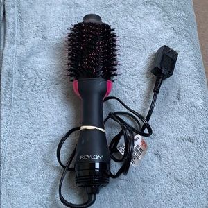 Blow dry brush